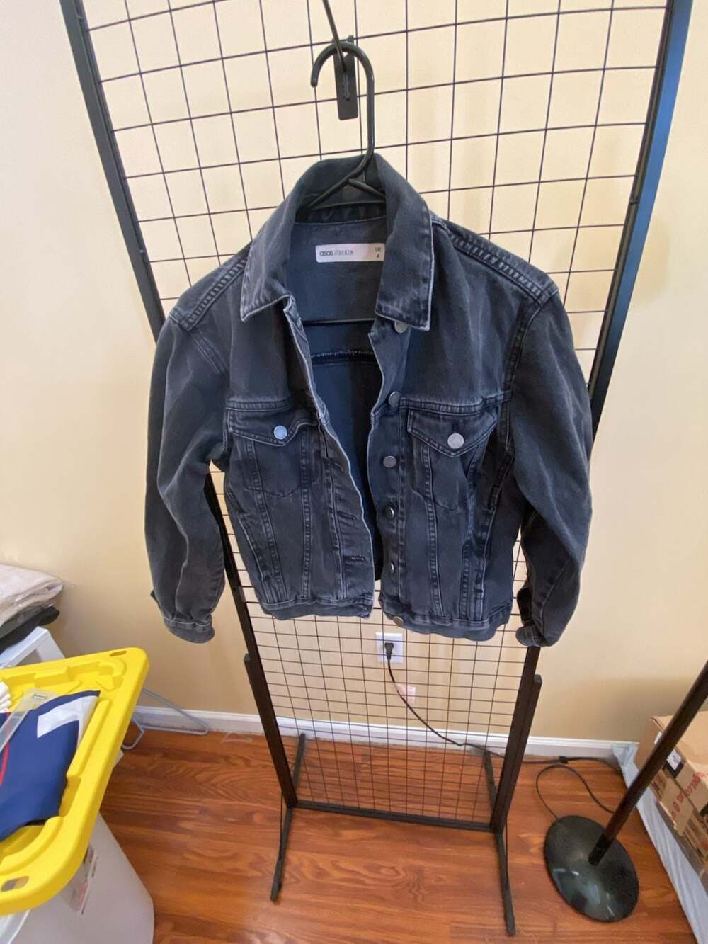 ASOS Denim Black Acid Wash Denim Trucker Jacket Size US 0
